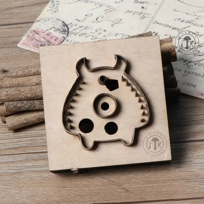 ZONESUN monster key fob ring cover earphone customized leather cutting click press steel rule die handmade handicraft diy gift